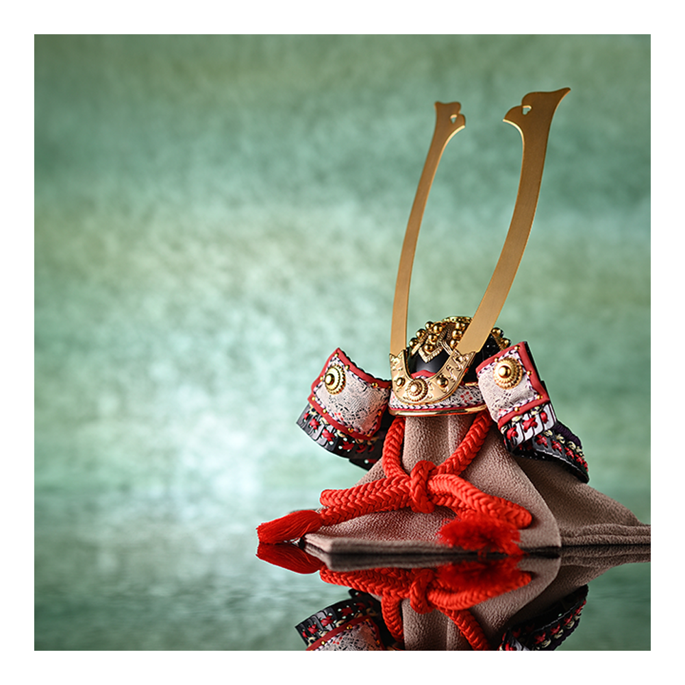 兜飾り 一冑作 紫裾濃威長鍬形 1/4 – 株式会社真多呂 兜飾り 一冑作 紫裾濃威長鍬形 1/4 – 株式会社真多呂